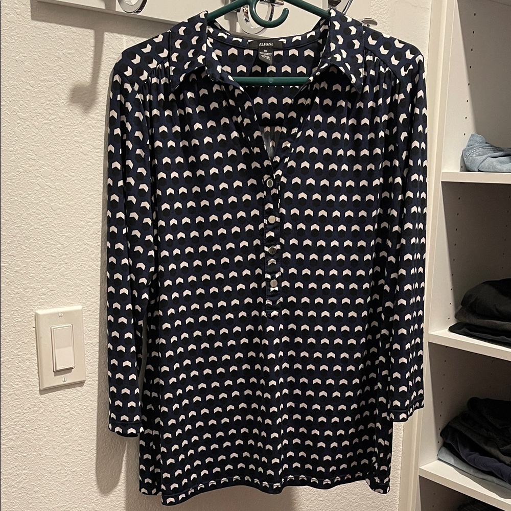 Alfani Dark Blue and White Patterned Button Down Shirt